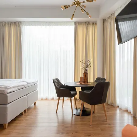 Bronze Colour In Centre Apartment *