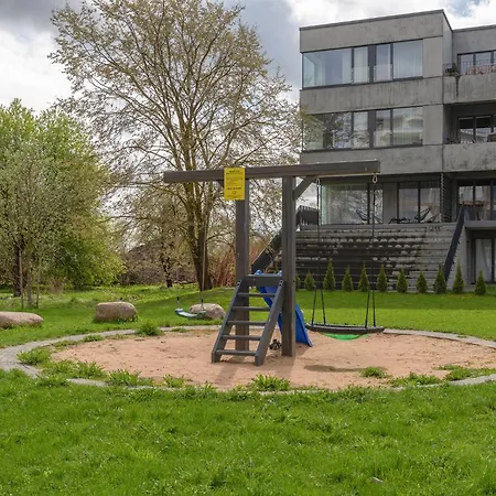 Bronze Colour In Centre * Tartu