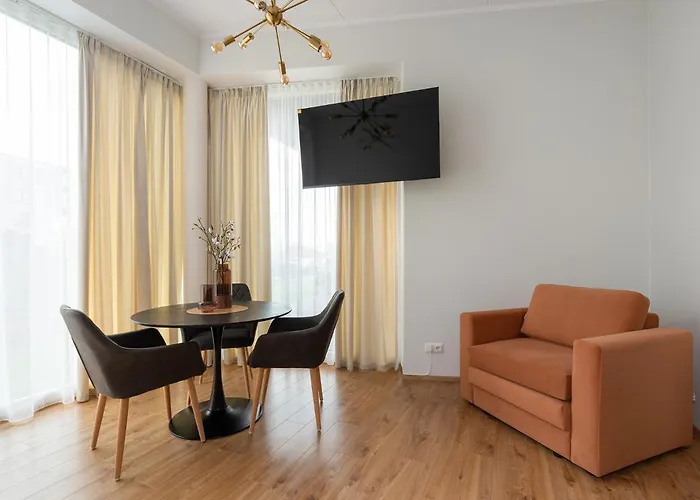 Bronze Colour In Centre